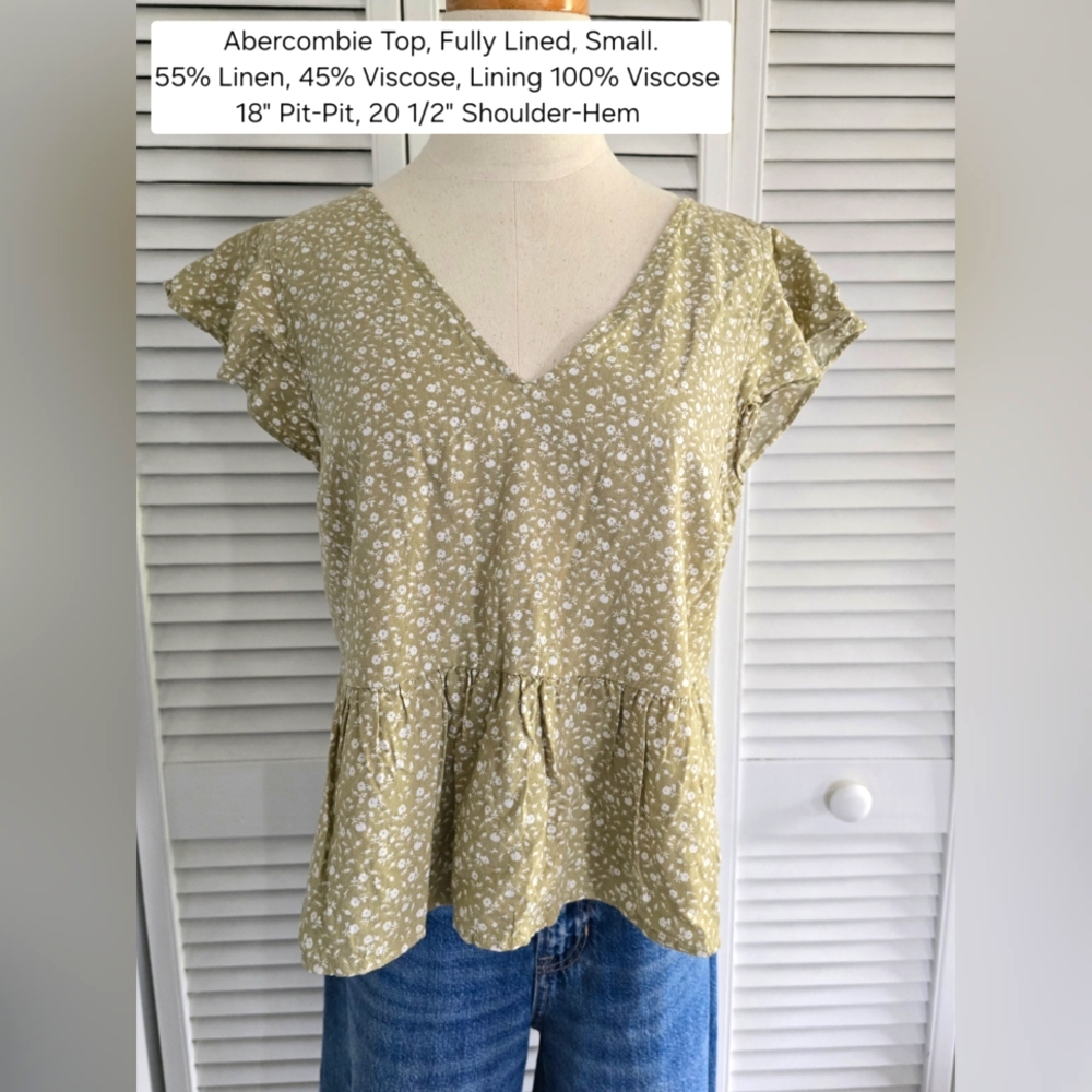 Abercrombie & Fitch Floral Peplum Top